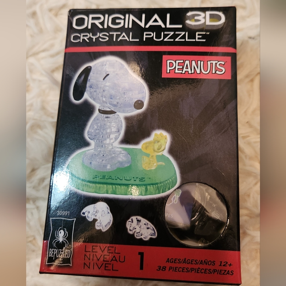 Peanuts 3D Crystal Puzzle with Snoopy and Woodstock For Kids